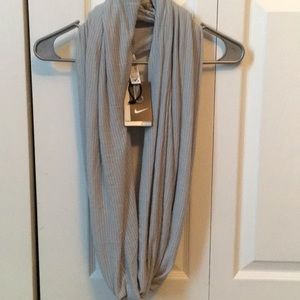 Nike Golf Infinity scarf